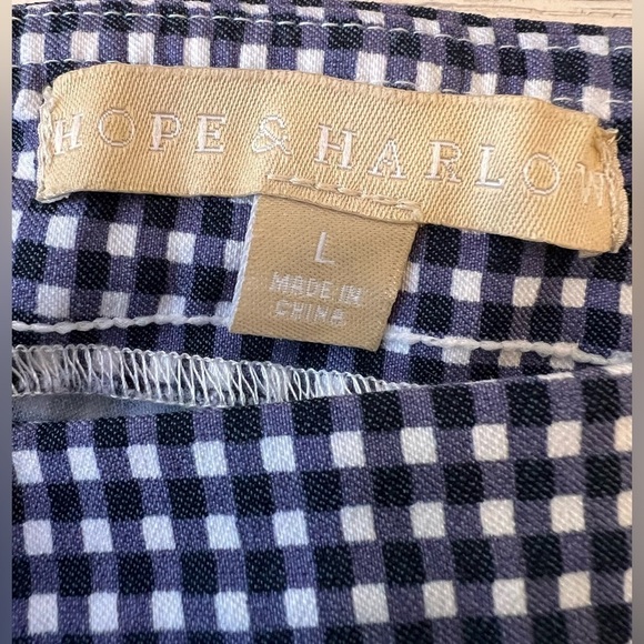 Hope & Harlow blue and white checked print ankle pants. Elastic waist. Size L - Picture 9 of 10